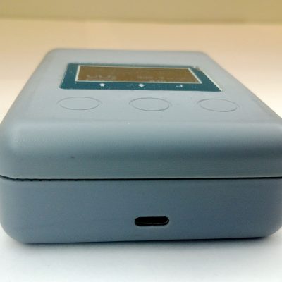 USB TypeC разъем для зарядки и передачи данных на ПК